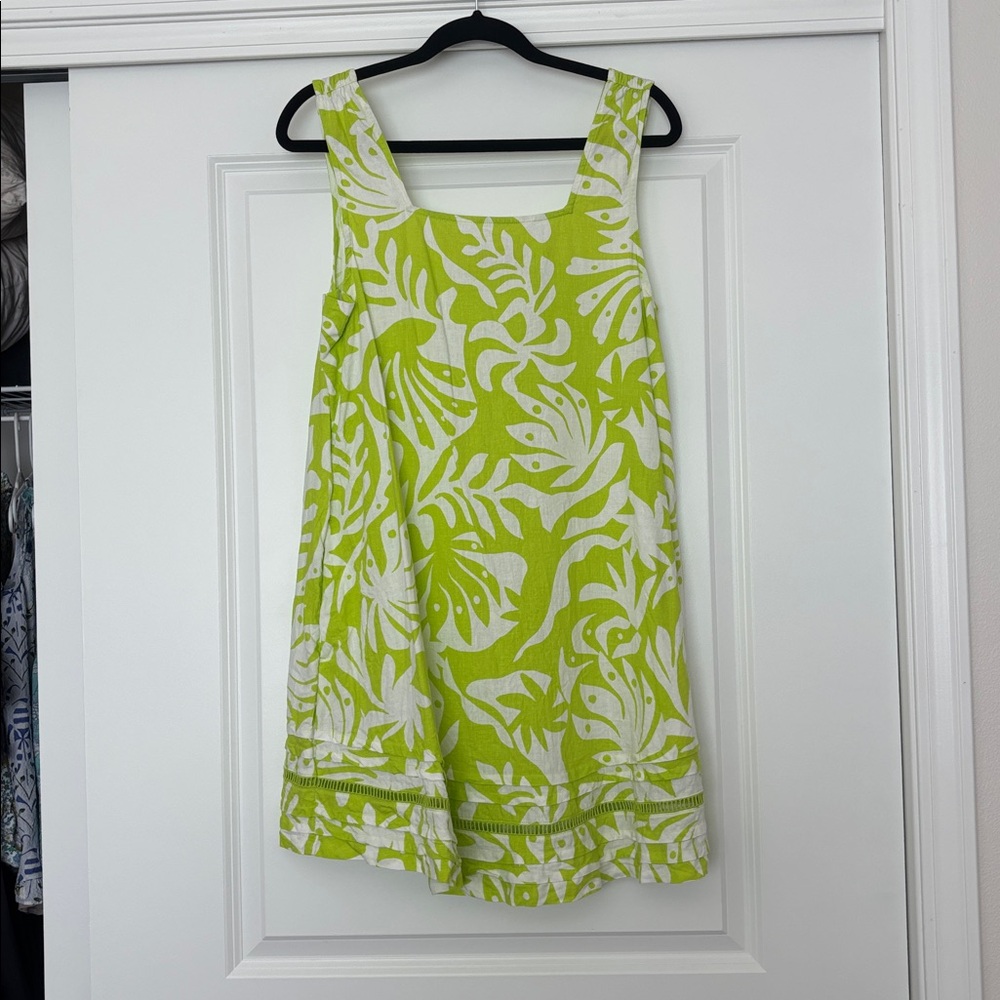 Rachel Zoe Lime and White Patterned Top
